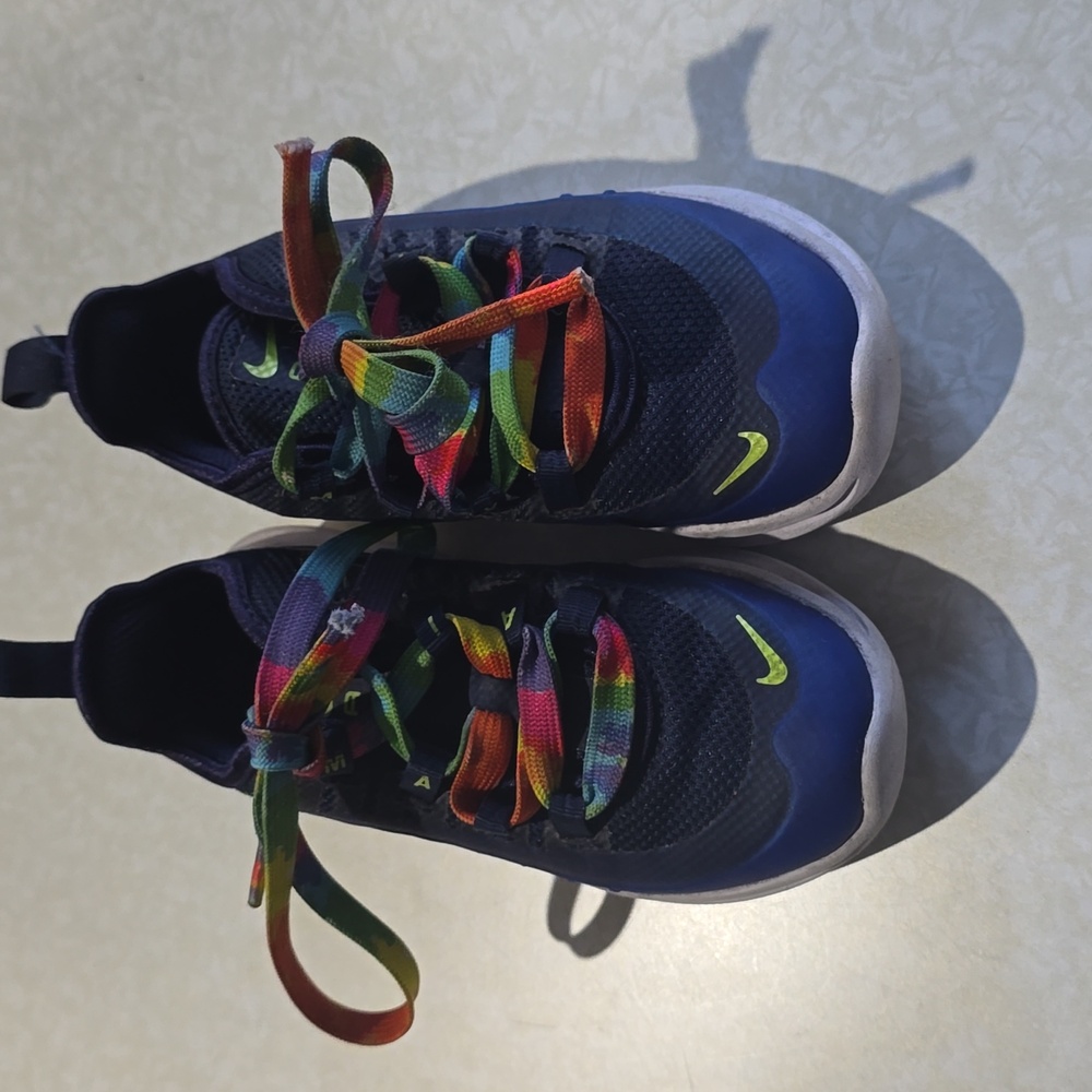 Nike Air Kids Sneakers Blue with Rainbow Laces Size 11C